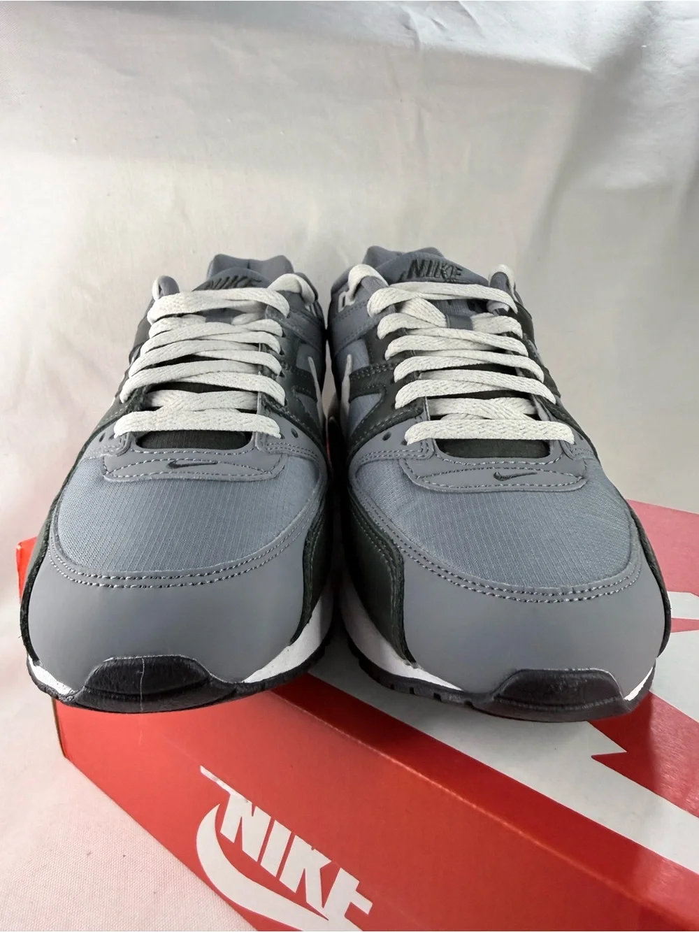 Nike Grey, Black & White Air Max Command Men's Sneaker 8.5